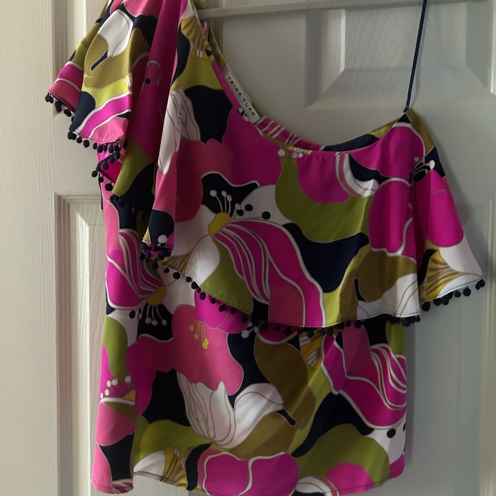 One off the Shoulder Top Trina Turk